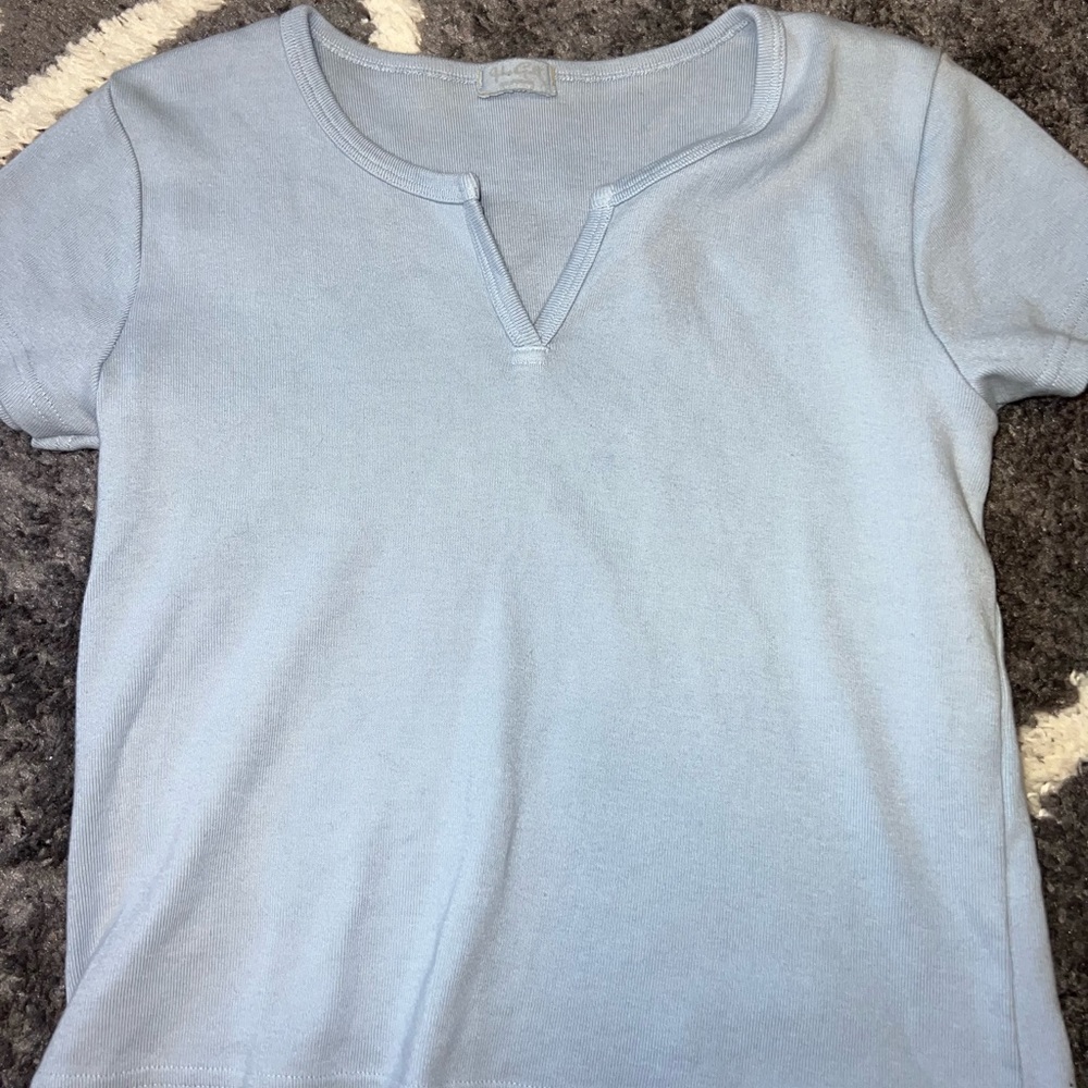 Brandy Melville Baby Tee